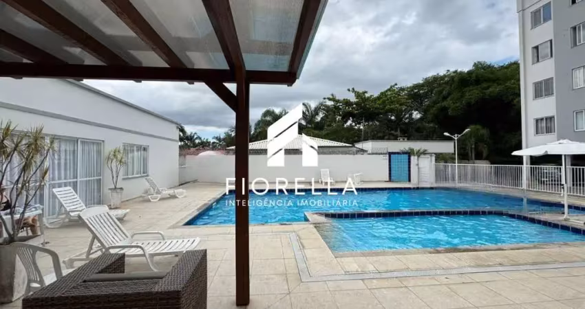 Apartamento à venda com 02 dormitórios, 01 vaga, no Bairro Barra do Aririú/Palhoça-SC.