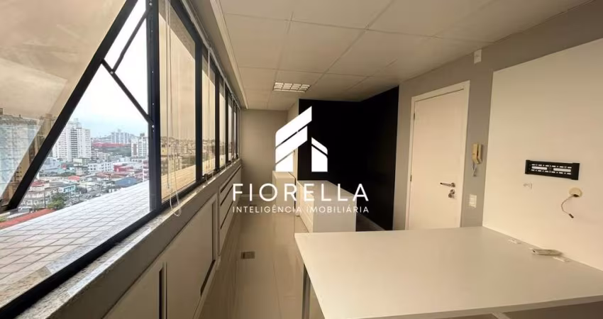 Sala comercial à venda, 27 m², mobiliada no bairro Estreito em Florianopolis -SC