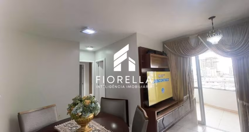 Apartamento à venda com 02 dormitórios, sendo 01 suíte, no bairro Roçado/São José -SC.