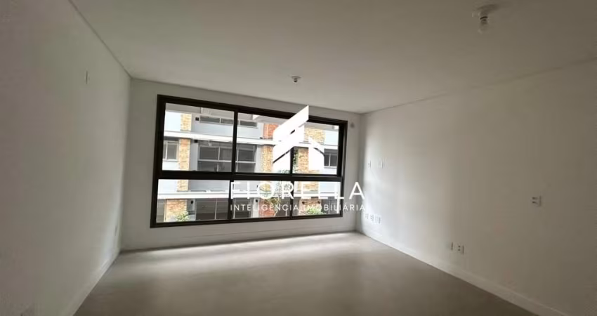 Apartamento de 01 dormitório, com vaga de garagem, no bairro Estreito em Florianópolis.