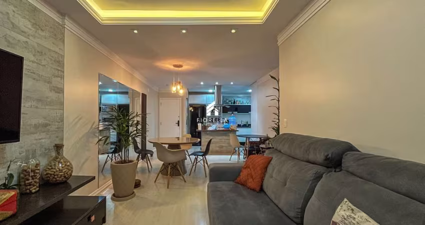 Apartamento de 03 dormitórios sendo 1 suite, andar alto no Kobrasol em São José/SC