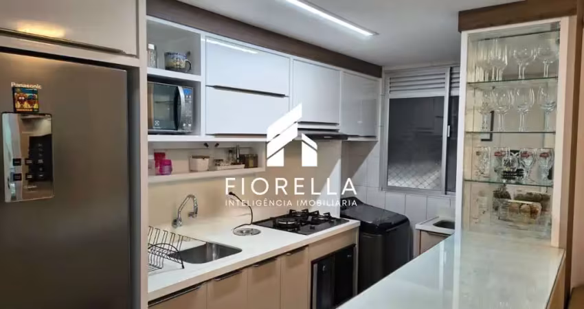 Apartamento com 02 dormitórios, 01 banheiro, em capoeiras, florianópolis.