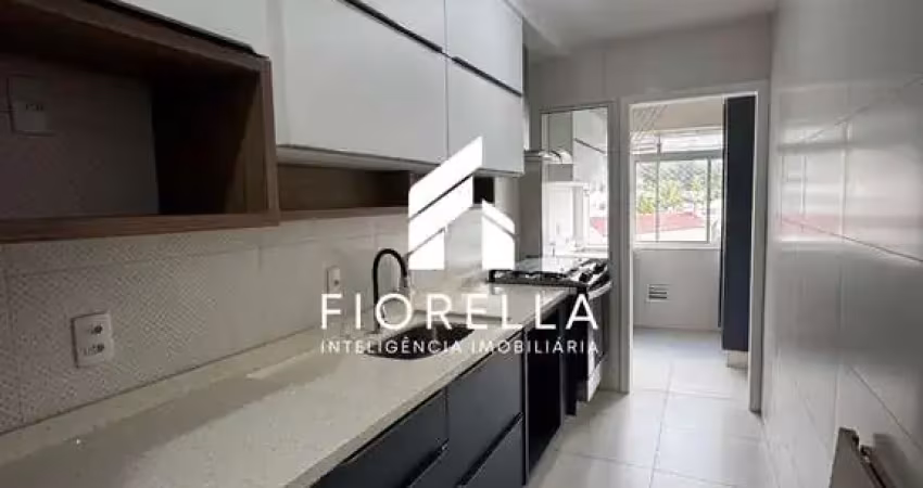 Apartamento com 03 dormitórios sendo 01 suíte no bairro nossa senhora do rosário - são josé/sc