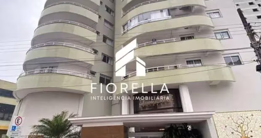 Apartamento de 03 dormitórios sendo 01 suíte e 01 demi-suíte no bairro floresta em são josé - sc