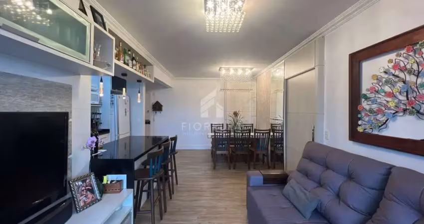 Apartamento com 03 dormitórios, sendo 01 suíte e 01 vaga coberta no bairro floresta - são josé/sc