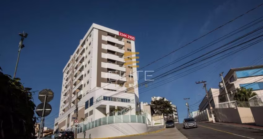 Apartamento 02 suítes bairro Capoeiras - Florianópolis / SC