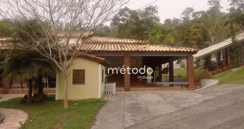 Chácara com 5 dormitórios à venda, 8310 m² por R$ 1.400.000,00 - Paião - Guararema/SP