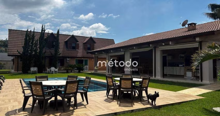 Casa com 4 dormitórios à venda, 500 m² por R$ 5.500.000,00 - Centro - Guararema/SP