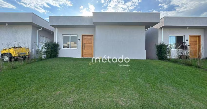 Casa com 3 dormitórios à venda, 100 m² por R$ 785.000,00 - Itapema - Guararema/SP