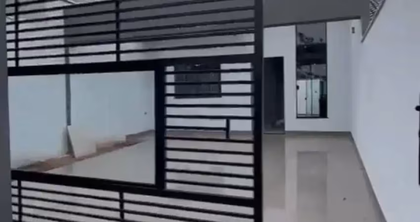 Casa com 2 quartos à venda na Avenida Marialva, Jardim Itália, Marialva