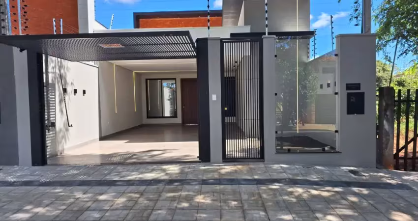 Casa à venda na Rua Evaristo da Veiga, Zona 07, Maringá