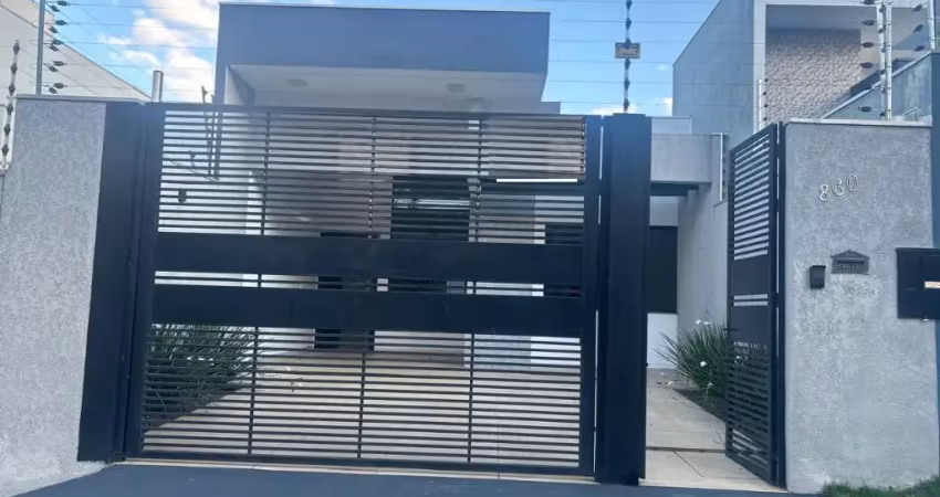 Casa com 3 quartos à venda na Rua Maria de Freitas Marangoni, 222, Jardim Higienópolis, Maringá