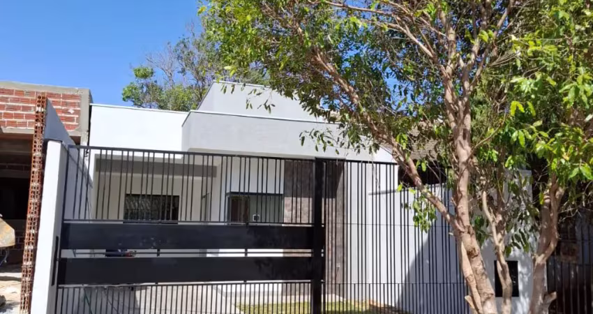 Casa com 3 quartos à venda na Rua Pioneiro Geraldo Menegheti, 54, Parque Tarumã, Maringá