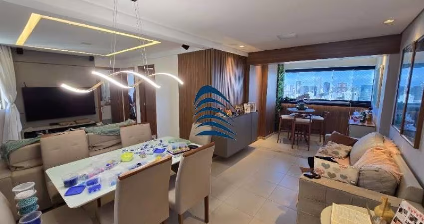 Excelente apartamento em Armação, com 2/4 sendo uma suíte, 2 banheiros, com possibilidade de reverter em 3/4 e 3 banheiros, bastante ventilado, teto r