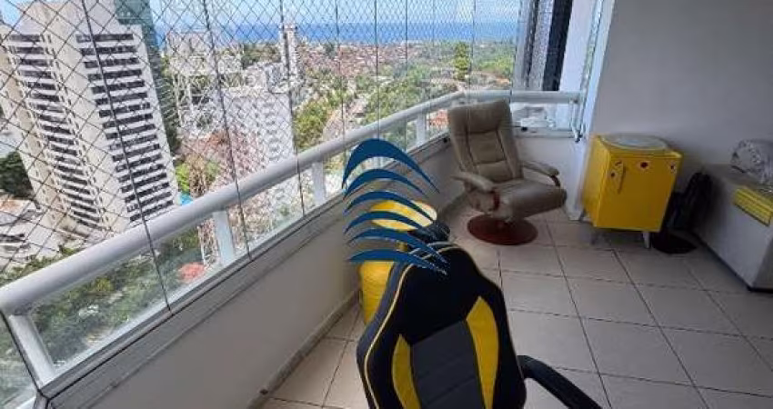 Apartamento na Federação no Condomínio Residencial Silvio Robatto com 2 quartos com closet, 86m2,  banheira, vista mar