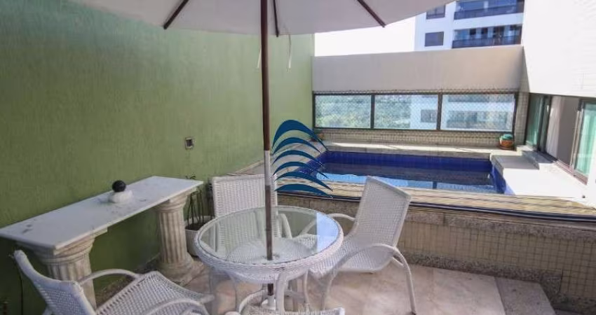 Excelente cobertura duplex com piscina no colina A, nascente, armários embutidos, 200 m2, 4/4 sendo 2 suítes, 2 vagas  de garagem soltas