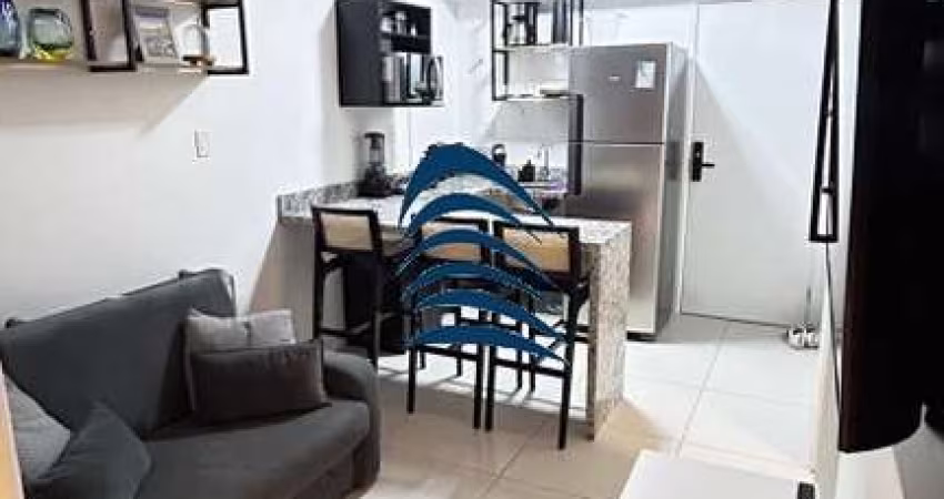 Quarto e Sala com Varanda no Edifício Blue Barra, 36m², nascente, finamente decorado, armários, mobiliado, climatizado, porteira fechada.
