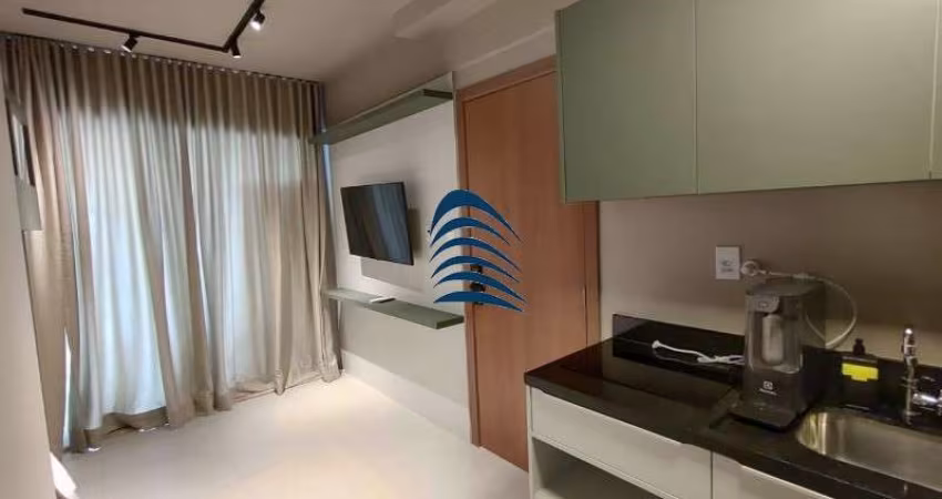 Studio no Edifício Barra Premium, 25m², finamente decorado, armários, mobiliado, climatizado, porteira fechada.