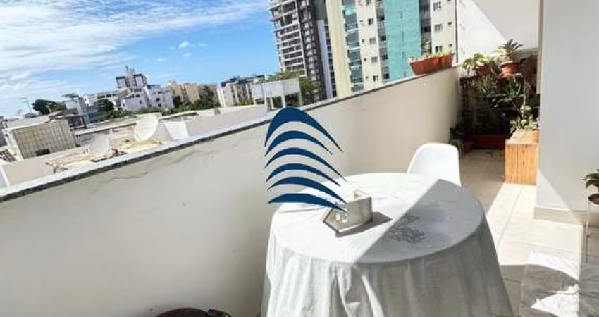 COSTA AZUL  Excelente quarto e sala, 52 m2, nascente, varanda, suíte, vista mar parcial, área de serviço conjugada com a cozinha, 01 vaga de garagem.