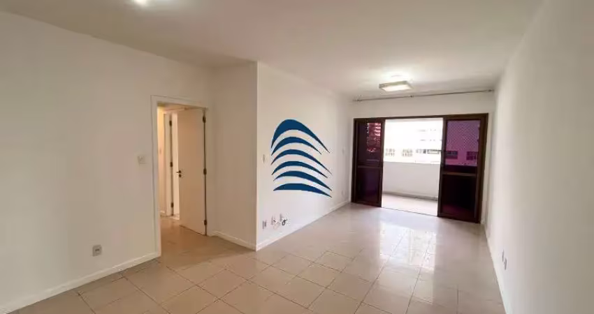 Mansao d?evora  pituba  apartamento 3/4 sendo 2   suíte, andar baixo, armários planejados, 2 vagas, com 112m2, varanda, cozinha ampla, dependência comple
