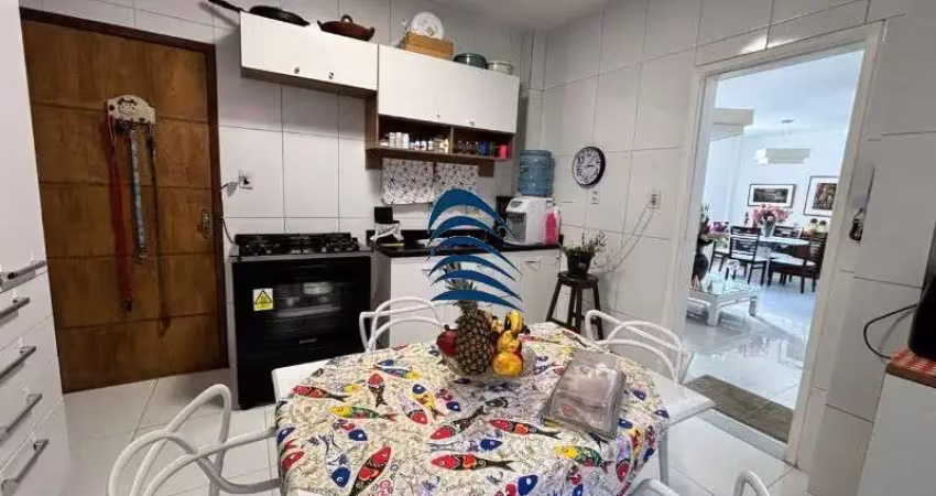 Apartamento amplo  térreo, 02 quartos sala ampla com dois ambientes  banheiro socia