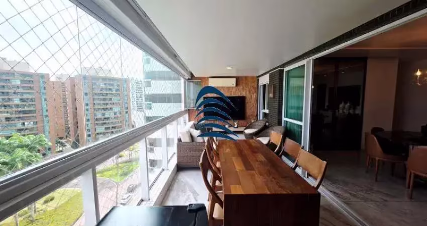 Apartamento 4/4, sendo três suite, condominio forest ville