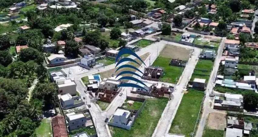 Excelente terreno  no condomínio jardins jacuipe, medindo 10x15 150m² metros quadrados, sol nascent