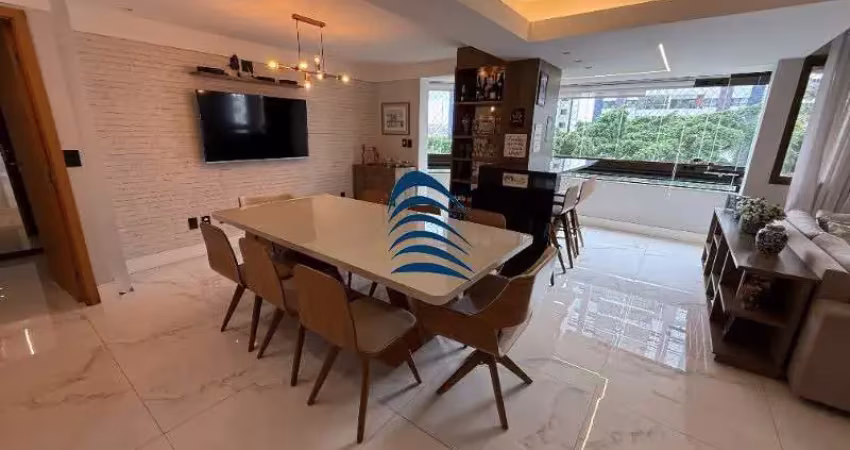 Apartamento a venda no caminho das árvores   ?porteira fechada com exceção da mesa com as cadeiras e da cama de casal.