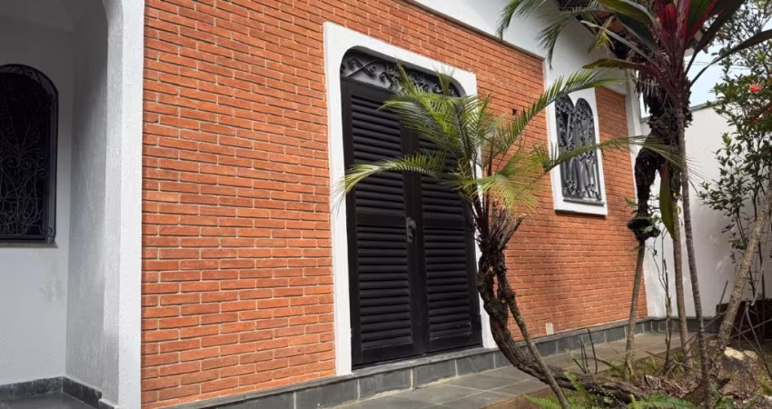 casa antiga muito conservada contração diferenciada no Pq Continental SP