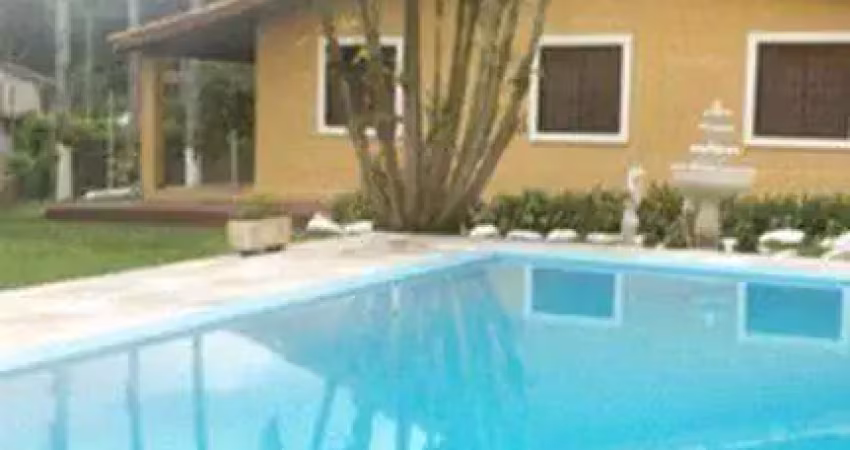 Chácara com 4 dormitórios à venda, 1680 m² por R$ 960.000,00 - Parque Jacarandas - Arujá/SP