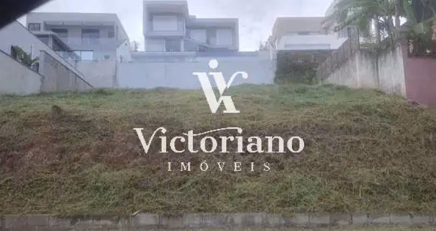 Terreno 450m² em aclive condomínio jaguary - urbanova