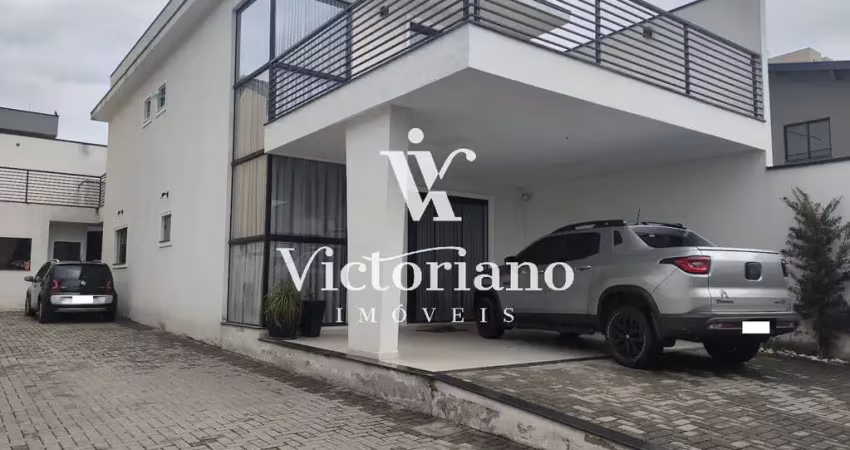 Sobrado 215m² 3 dorm. 1 suíte área comercial - villa branca -aceita permuta
