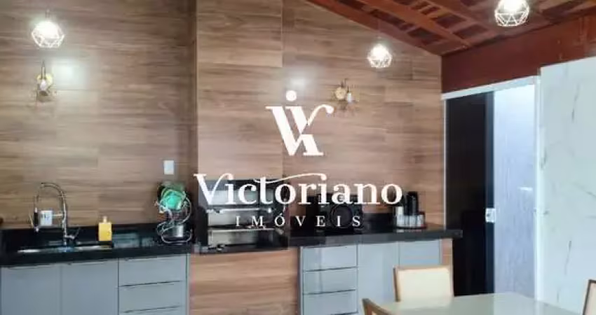 Casa térrea aconchegante, desocupada - 180m² 3 dorm. 1 suíte - villa branca