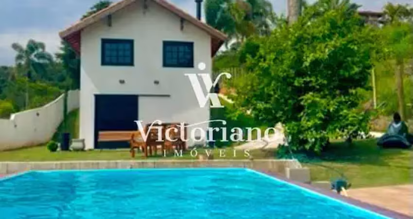 Casa de campo nova com piscina, 825m² - projeto americano - santa branca/sp