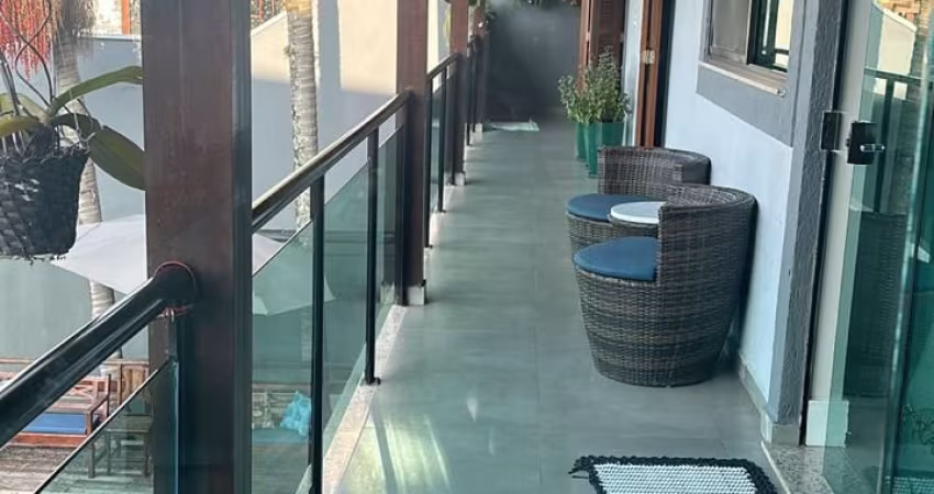 LINDA CASA ASSOMBRADA 400M2