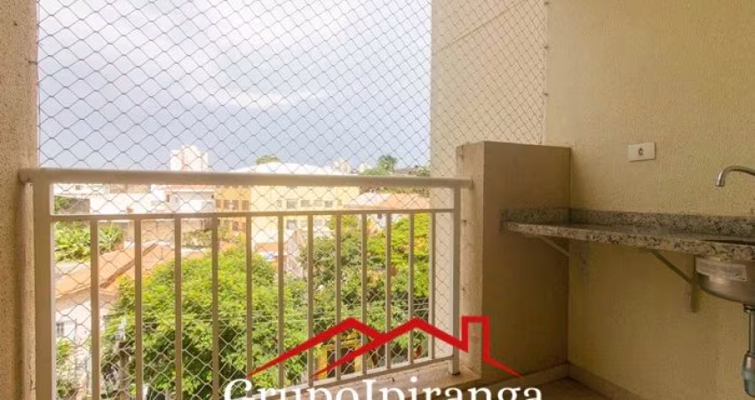 Apartamento com Varanda, 2 dormitórios sendo uma suíte e 1 vaga de garagem.