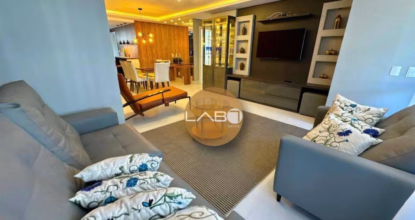 Apartamento vista mar na praia Brava à venda, 228 m² por R$ 3.180.000