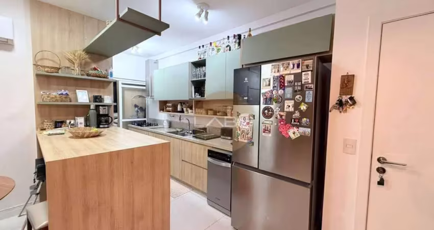 Apartamento 3 domitórios sendo 1 suíte próximo ao mar