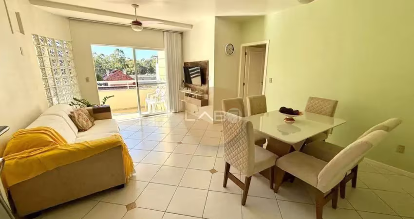 Apartamento 3 dormitórios sendo 1 suíte próximo ao mar.