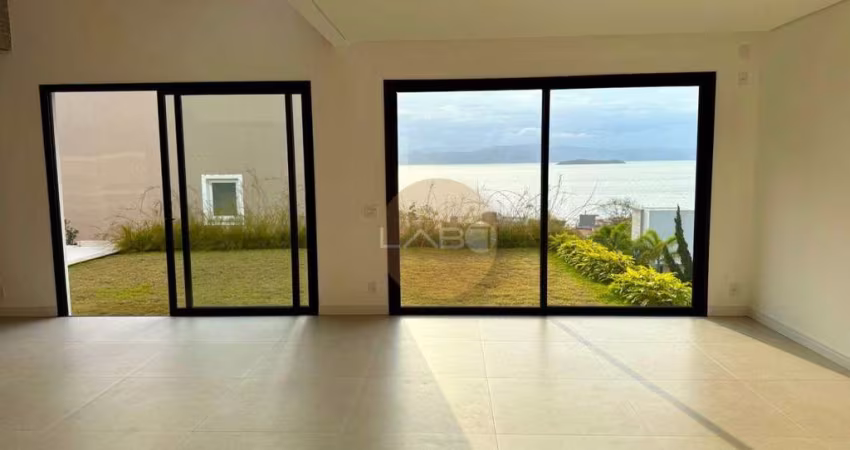 Casa em condomínio fechado com 3 quartos à venda na Rodovia Haroldo Soares Glavan, 4940, Cacupé, Florianópolis