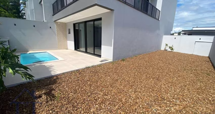 Triplex Geminado no Glória