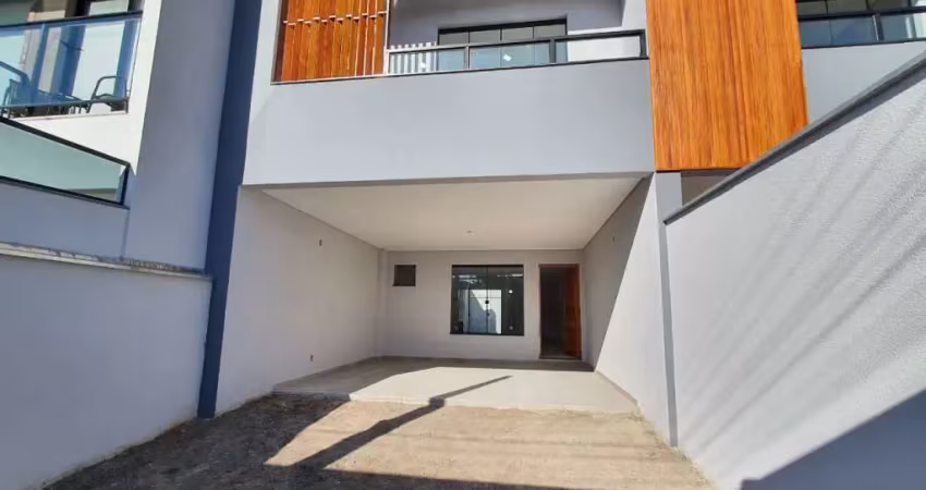 Casa com 3 quartos à venda no Saguaçu, Joinville 