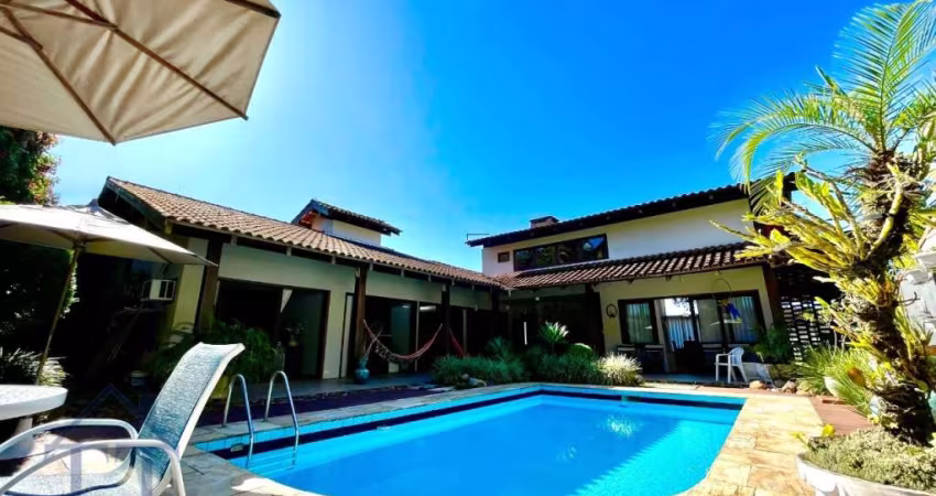 Casa averbada no Saguaçu