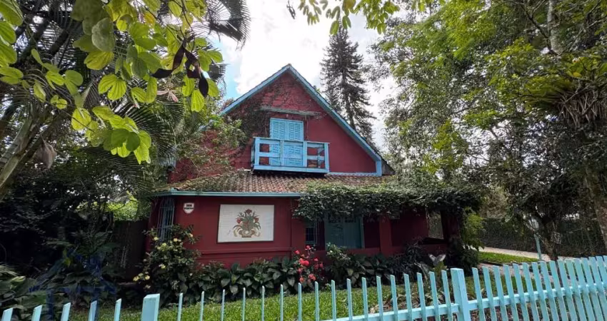 Casa com 4 quartos à venda no América, Joinville 
