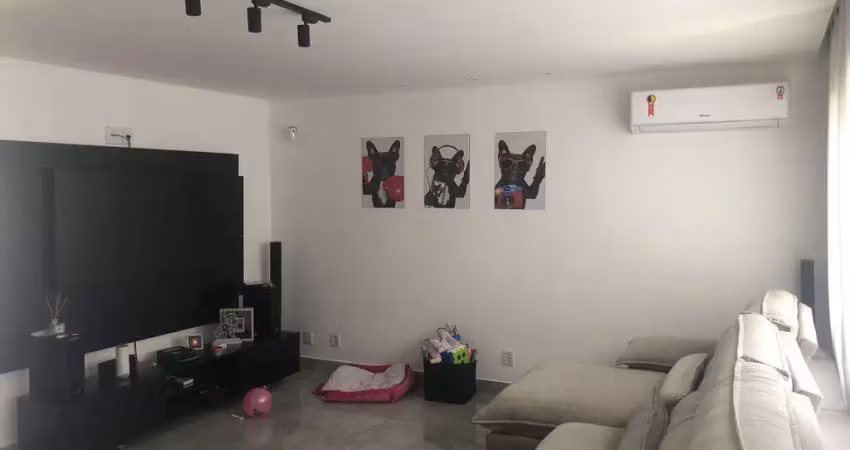 Casa com 2 quartos à venda na Rua José Domingues de Pontes, 398, Jardim Ivone, São Paulo