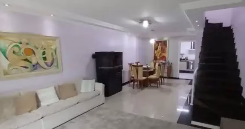 Casa com 3 quartos à venda na Rua Professor Máximo de Moura Santos, 50, Vila Darli, São Paulo