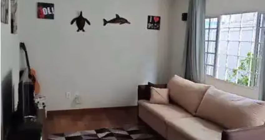 Casa com 3 quartos à venda na Rua José Lamardo, 75, Jardim Colombo, São Paulo