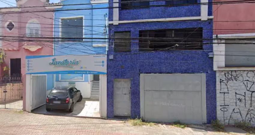 Casa com 3 quartos para alugar na Rua Clélia, 1403, Água Branca, São Paulo
