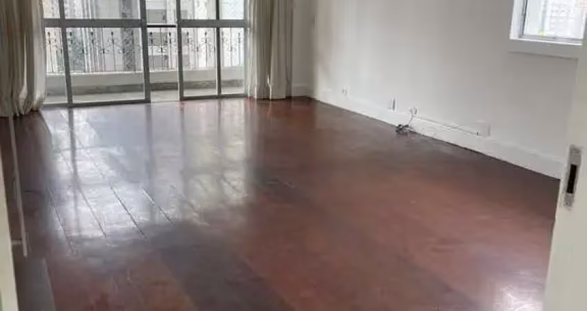 Apartamento com 3 quartos para alugar na Alameda dos Arapanés, 628, Moema, São Paulo