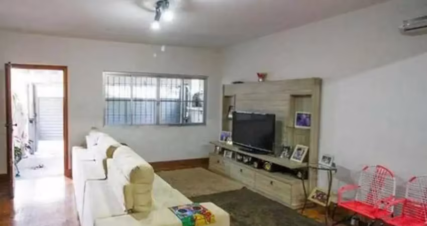 Casa com 3 quartos à venda na Rua João Jabotam, 191, Vila Anglo Brasileira, São Paulo